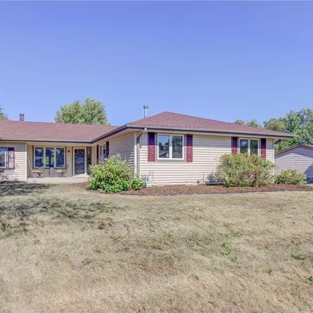 Buy this 4 bed house on 14352 Ebony Lane in Apple Valley, MN 55124