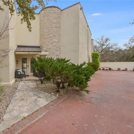 Buy this 3 bed house on 32 Club Estates Parkway in The Hills, Travis County