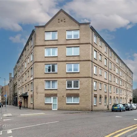 Rent this 1 bed apartment on 5 Cowan's Close in City of Edinburgh, EH8 9HG