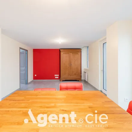 Image 3 - 3 Rue des Déportés, 61430 Athis-Val-de-Rouvre, France - Apartment for rent