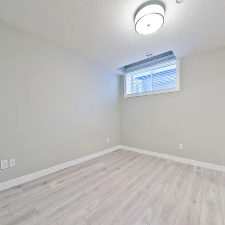 Image 3 - Red Embers Place NE, Calgary, AB T3N 1B5, Canada - Apartment for rent