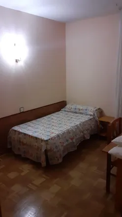 Rent this 3 bed room on Avenida del Dos de Mayo in 28912 Leganés, Spain