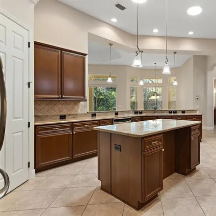 Image 9 - 2204 Baypoint Way, The Villages, FL 32162, USA - House for sale
