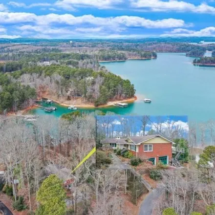 Image 3 - 5621 Lakeshore Road, Lake Forest, Hall County, GA 30518, USA - House for sale
