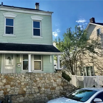 Image 2 - 314 East Walnut Street, Hanover Acres, Allentown, PA 18109, USA - Townhouse for sale