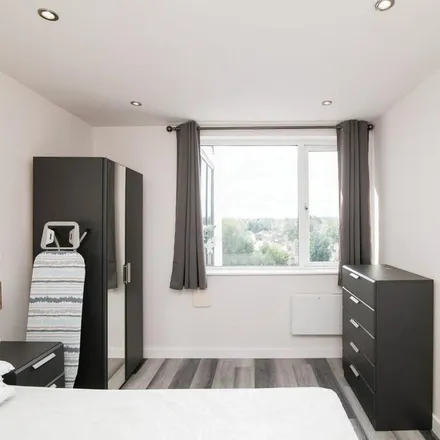 Image 9 - Delta View, Coventry Road, Sheldon, B26 3BW, United Kingdom - Apartment for rent