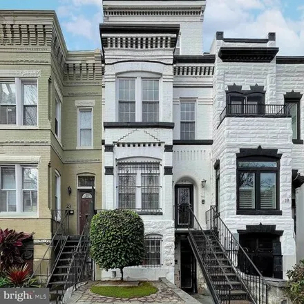Buy this 4 bed house on 21 Q Street Northwest in Washington, DC 20001