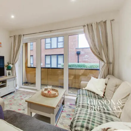 Buy this 2 bed apartment on Cole Court in Southend-on-sea, Essex