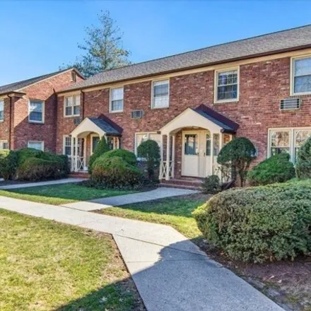 Buy this 1 bed condo on 380 Main Street in Chatham, Morris County