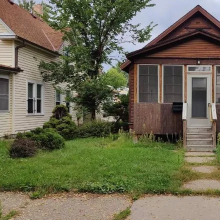 Rent this 2 bed house on 1015 Charles Avenue in Saint Paul, MN 55104