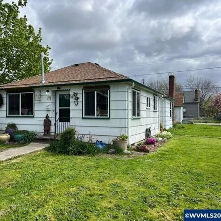 Buy this 6 bed house on 1010 Church Street Northeast in Salem, OR 97311