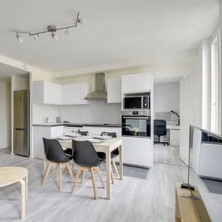 Rent this 5 bed apartment on 29 bis Rue du Chemin de Fer in 95800 Cergy, France