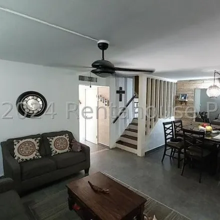 Rent this 3 bed house on Avenida de la Amistad in Albrook, 0843