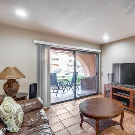 Image 3 - Phoenix Trail, Phoenix, AZ 85028, USA - Condo for sale