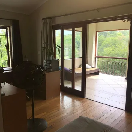 Image 5 - Brenthurst Court, 39 3rd Street, Killarney, Johannesburg, 2193, South Africa - Duplex for rent