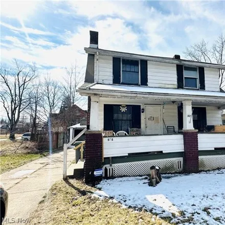 Buy this 4 bed house on 507 West Ravenwood Avenue in Youngstown, OH 44511