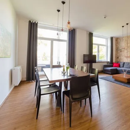 Rent this 2 bed apartment on Vitesco Technologies Germany GmbH in Sickingenstraße 42-46, 10553 Berlin