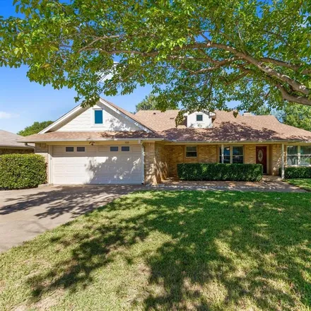 Buy this 3 bed house on 709 Oak Lane in Grapevine, TX 76051