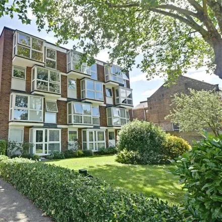 Rent this 2 bed apartment on Hollybush Hill in London, E11 1SA