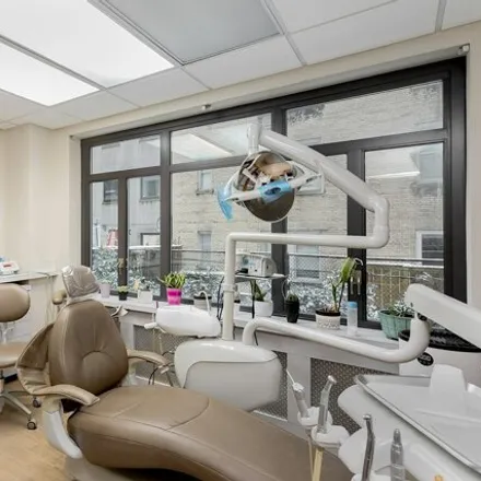 Image 2 - 25 W 54th St Unit Dental, New York, 10019 - Apartment for sale