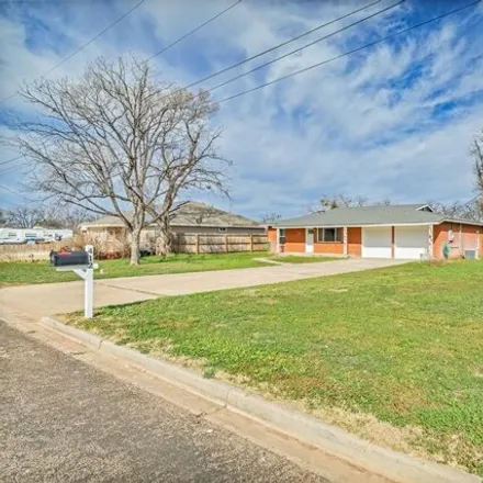 Buy this 3 bed house on 474 East 26th Street in San Angelo, TX 76903
