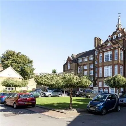 Rent this 2 bed apartment on 36 Haselrigge Road in London, SW4 7JJ