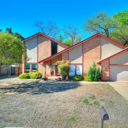 Image 4 - 1115 Mockingbird Ln, Norman, Oklahoma, 73071 - House for sale