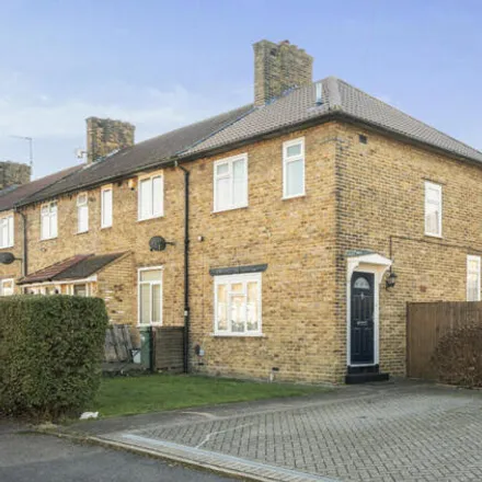 Buy this 2 bed house on 6 Selby Green in London, SM5 1LF