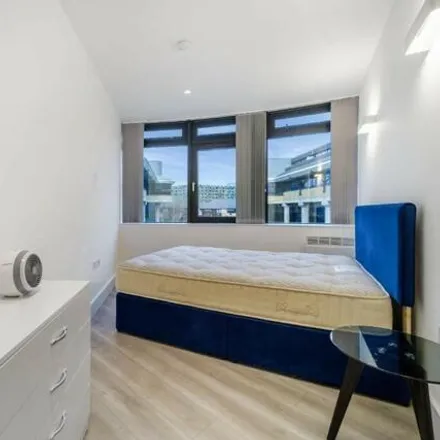 Image 7 - NHC 1, Great West Road, London, TW8 9GN, United Kingdom - Room for rent