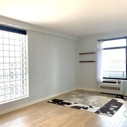 Rent this 1 bed apartment on 21-31 44th Drive in New York, NY 11101