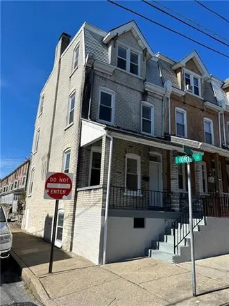 Image 2 - 400 North Street, Allentown, PA 18102, USA - Townhouse for sale