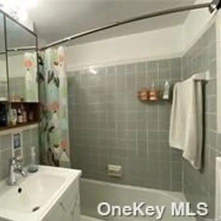 Image 7 - 97-07 63rd Road, New York, NY 11374, USA - Apartment for sale