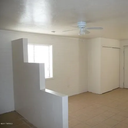 Rent this studio house on 1468 East Lee Street in Tucson, AZ 85719