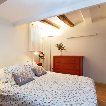 Rent this 1 bed apartment on Carrer d'en Gignàs in 14, 08002 Barcelona