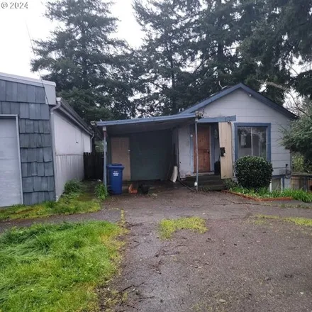 Buy this 3 bed house on Coquille Dog Park in East 5th Street, Coquille