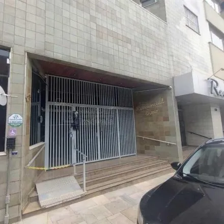 Rent this 4 bed apartment on Avenida Osório in Vila Ferroviária, Araraquara - SP