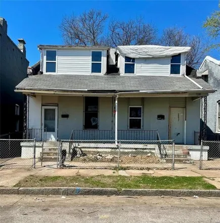 Buy this 6 bed house on 7010 Pennsylvania Avenue in St. Louis, MO 63111