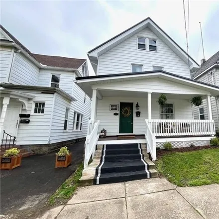Buy this 3 bed house on 345 East 27th Street in Federal Hill, Erie