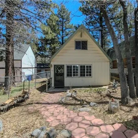Rent this 2 bed house on 215 Leonard Ln in Sugarloaf, California