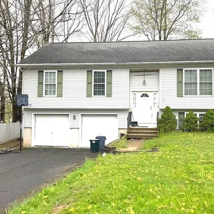 Buy this 3 bed house on 47 Scranton Parkway in Oxford, Oxford Township