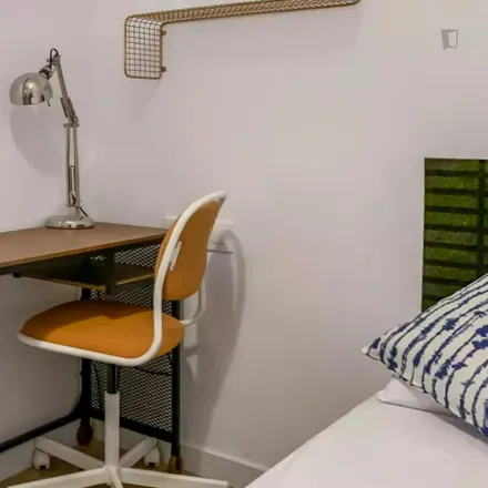Image 2 - Carrer de l'Antiga Travessera, 21, 08906 l'Hospitalet de Llobregat, Spain - Room for rent