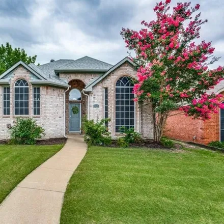Buy this 3 bed house on 1718 Dartbrook Dr in Rowlett, Texas