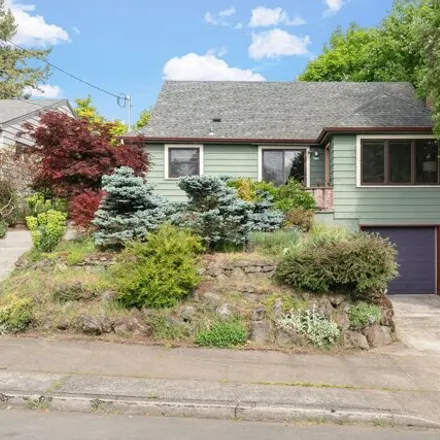 Buy this 3 bed house on 616 Southeast 68th Avenue in Portland, OR 97215