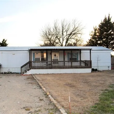 Buy this studio apartment on 301 Highpoint Loop Drive in Murray County, OK 73086