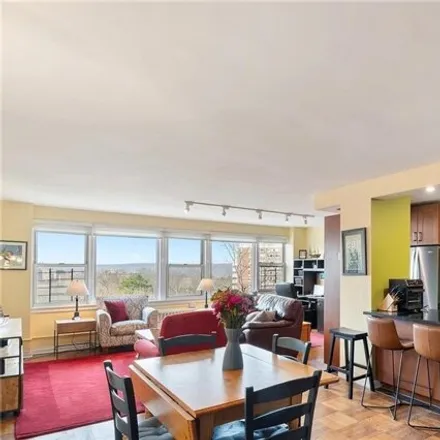 Image 1 - 4525 Henry Hudson Parkway West, New York, NY 10471, USA - Apartment for sale