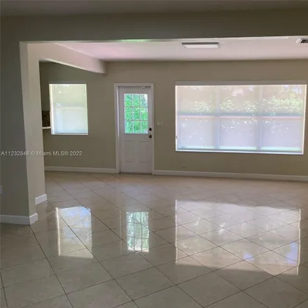 Image 3 - 215 187th Street, Golden Shores, Sunny Isles Beach, FL 33160, USA - House for rent