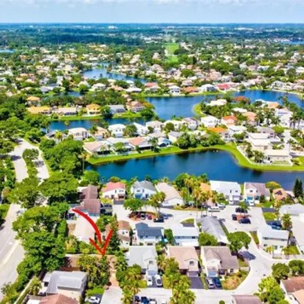 Image 4 - 13856 Langley Pl, Davie, Florida, 33325 - House for sale