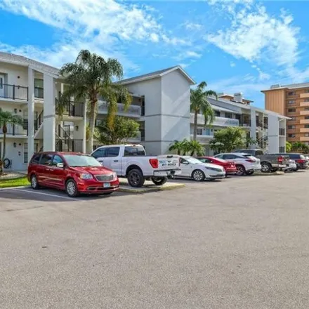 Buy this 3 bed condo on 4298 Southeast 20th Place in Cape Coral, FL 33904