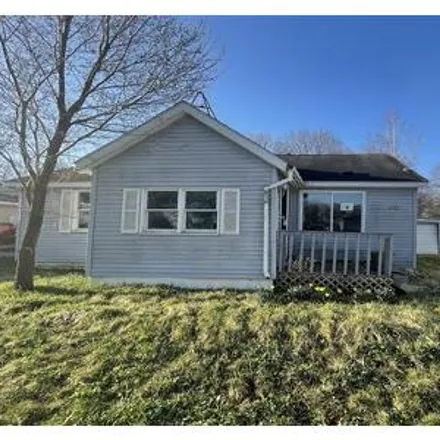 Buy this 2 bed house on 273 Saginaw Street in Beaverton, Gladwin County