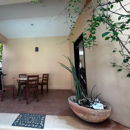 Buy this 2 bed house on Swoon Cantina in Avenida Tulum, 77764 Tulum